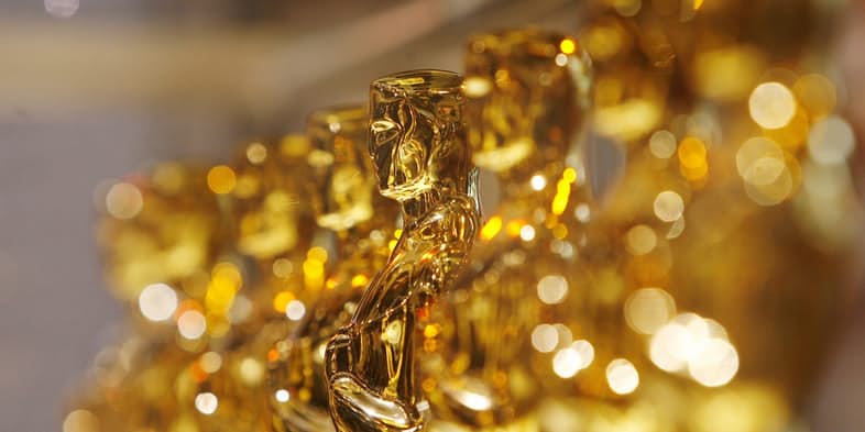 Oscar-Statues.jpg