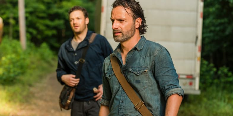 ross-marquand-and-andrew-lincoln-in-the-walking-dead-season-7-episode-7