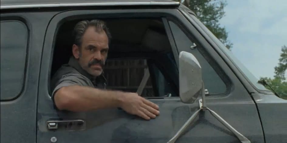The-Walking-Dead-King-Simon-Of-The-Saviors-In-A-Car